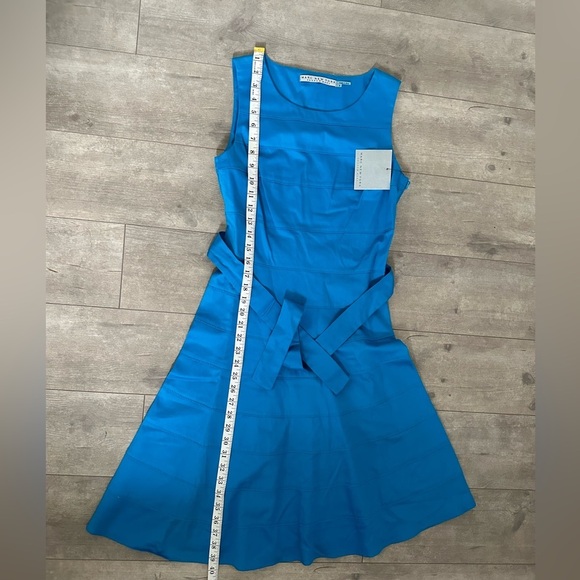 New Andrew Marc New York Teal Blue Fit and Flare Sleeveless Dress Size 2 Belted - Picture 5 of 15